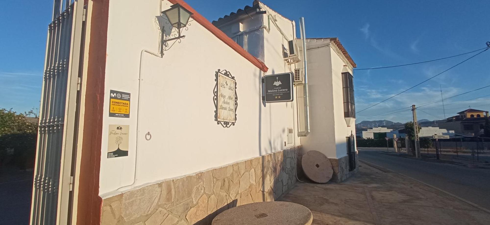 Molino De Lucero, Casa Rural Teba Luaran gambar
